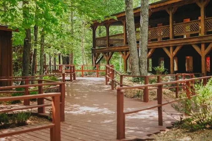 Jack Pines Resort