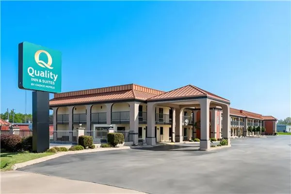 Quality Inn & Suites Dumas