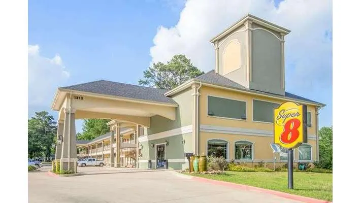 Super 8 by Wyndham Mansfield LA