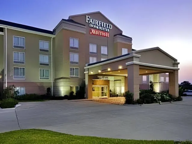 Fairfield by Marriott Inn & Suites Marshall