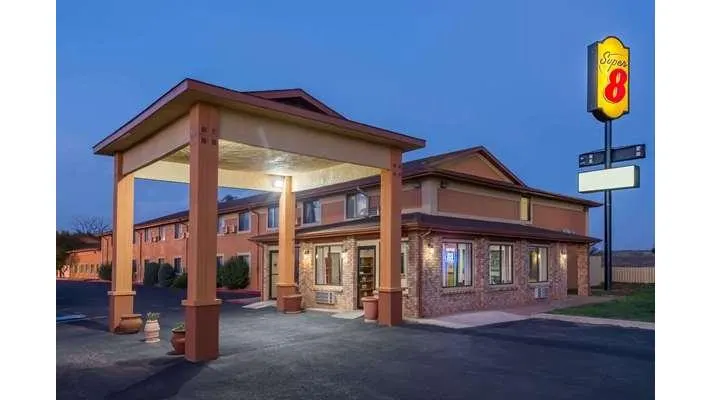 Super 8 by Wyndham Tucumcari