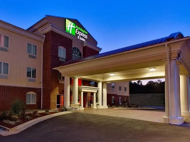 Holiday Inn Express & Suites Malvern, an IHG Hotel