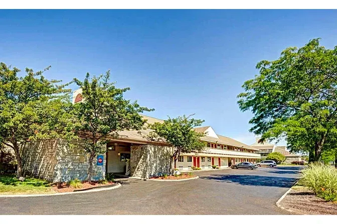 Americas Best Value Inn & Suites Monroe