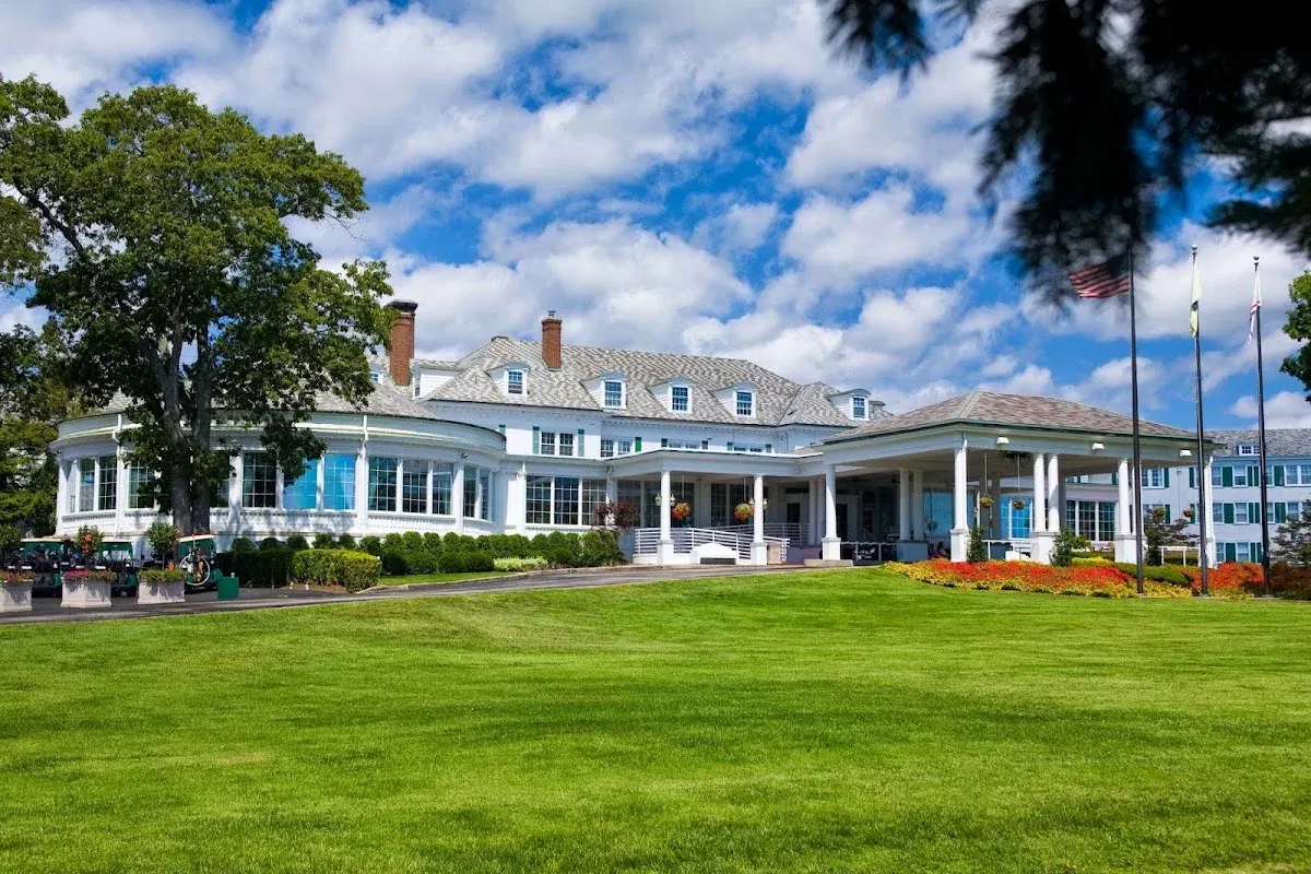 Seaview Hotel, a Destination by Hyatt Hotel