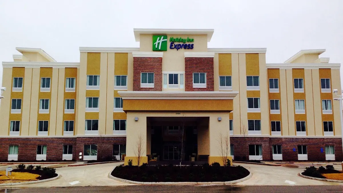 Holiday Inn Express Covington-Madisonville by IHG