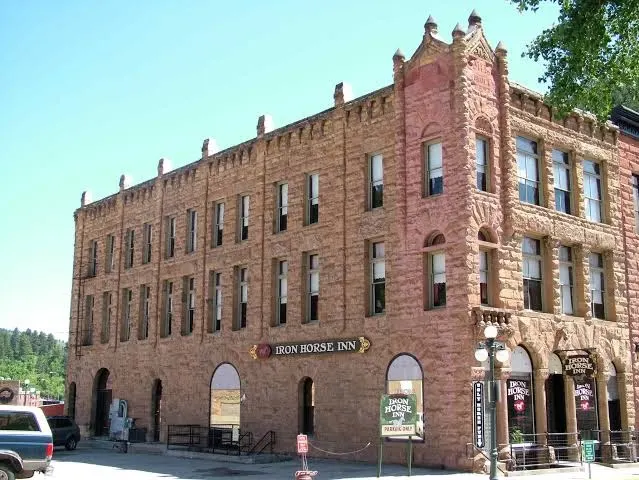 Historic Iron Horse Inn Deadwood