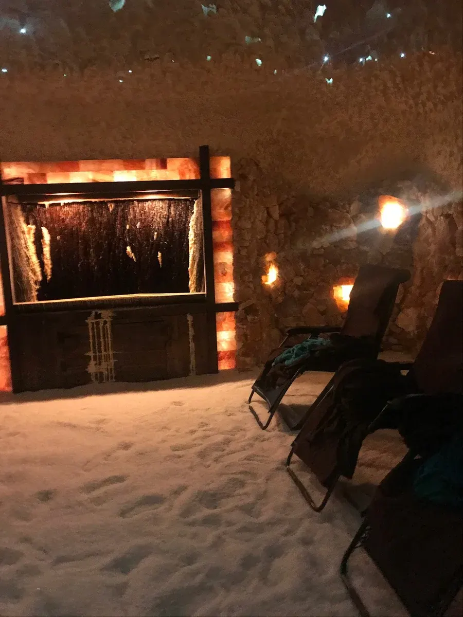 Embassy Suites by Hilton San Antonio Brooks Hotel & Spa