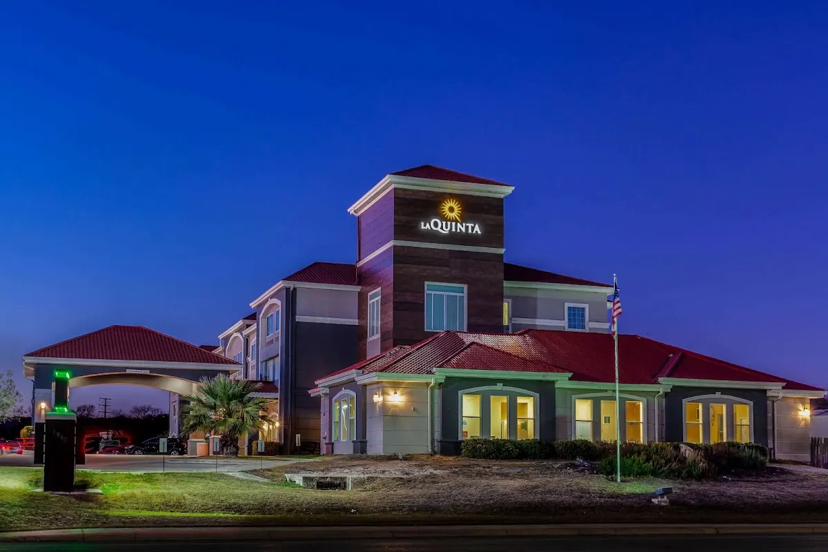 La Quinta Inn & Suites by Wyndham Kerrville