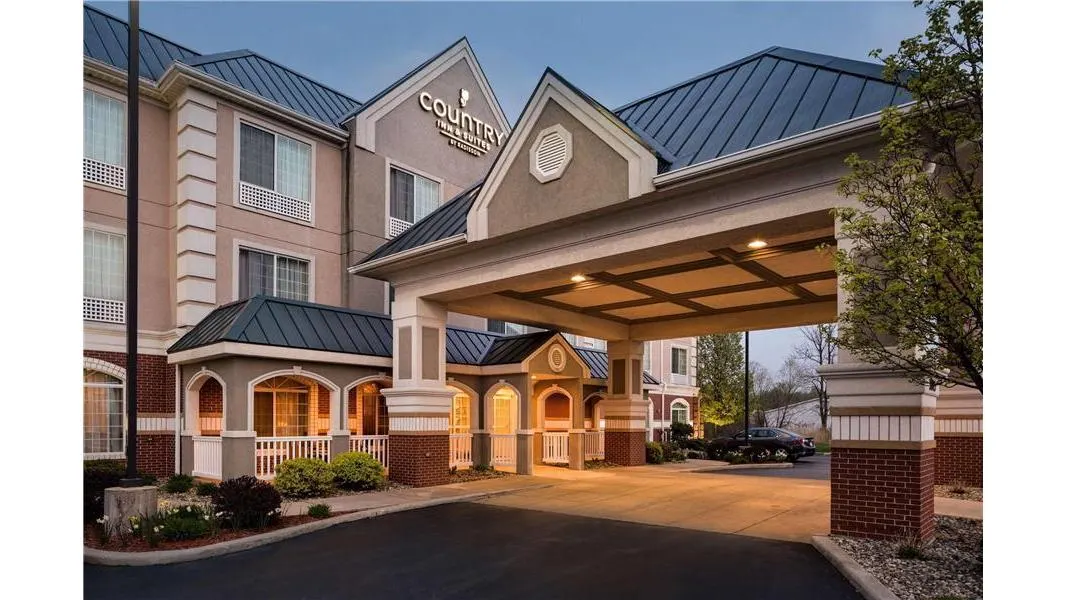 Country Inn & Suites by Radisson, Michigan City, IN