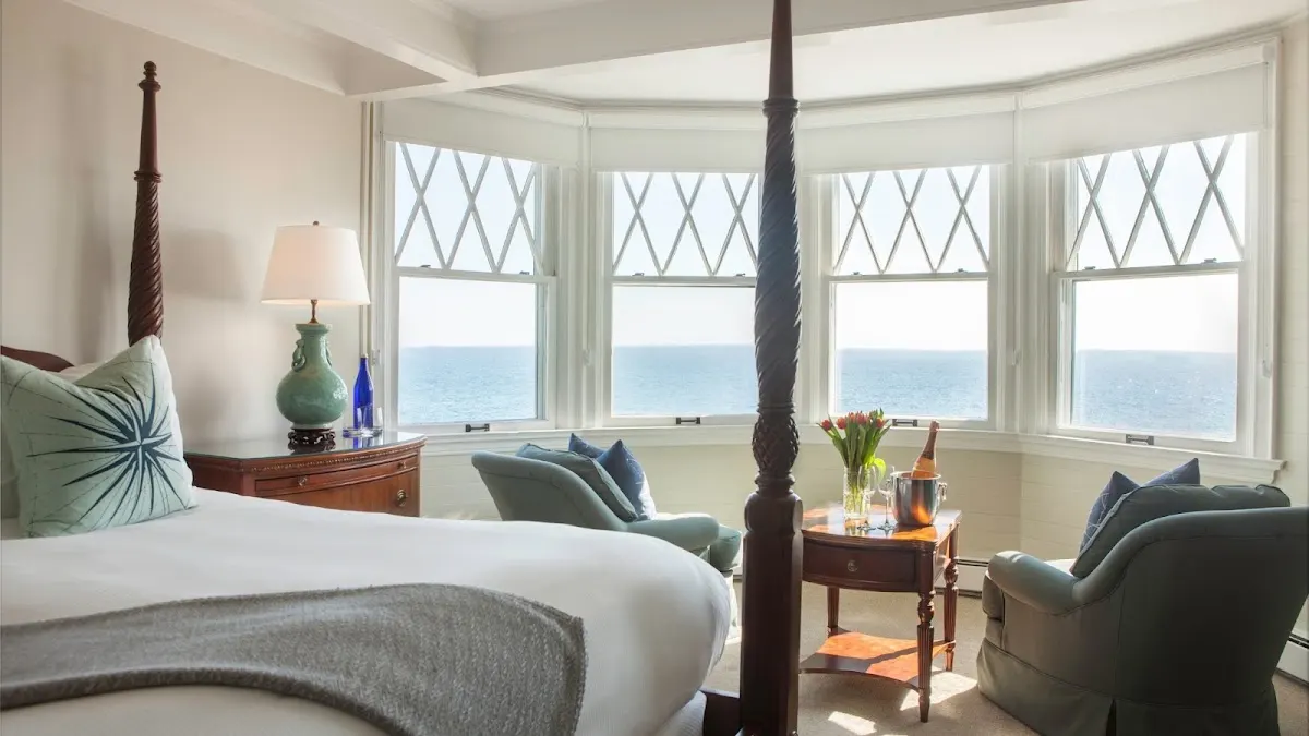 Cape Arundel Inn & Resort