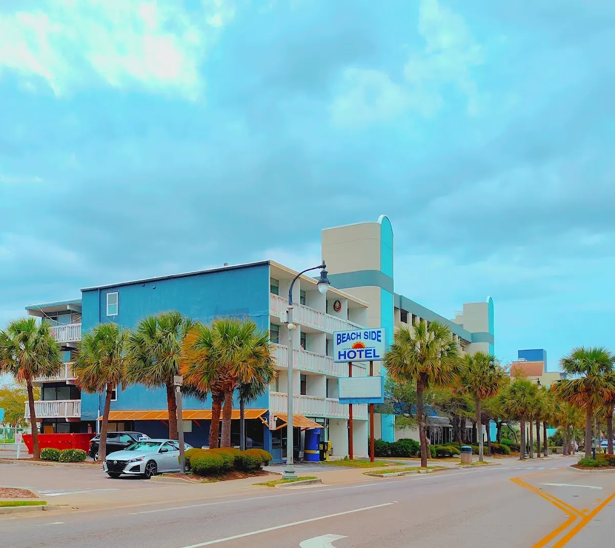 Beach Side Hotel