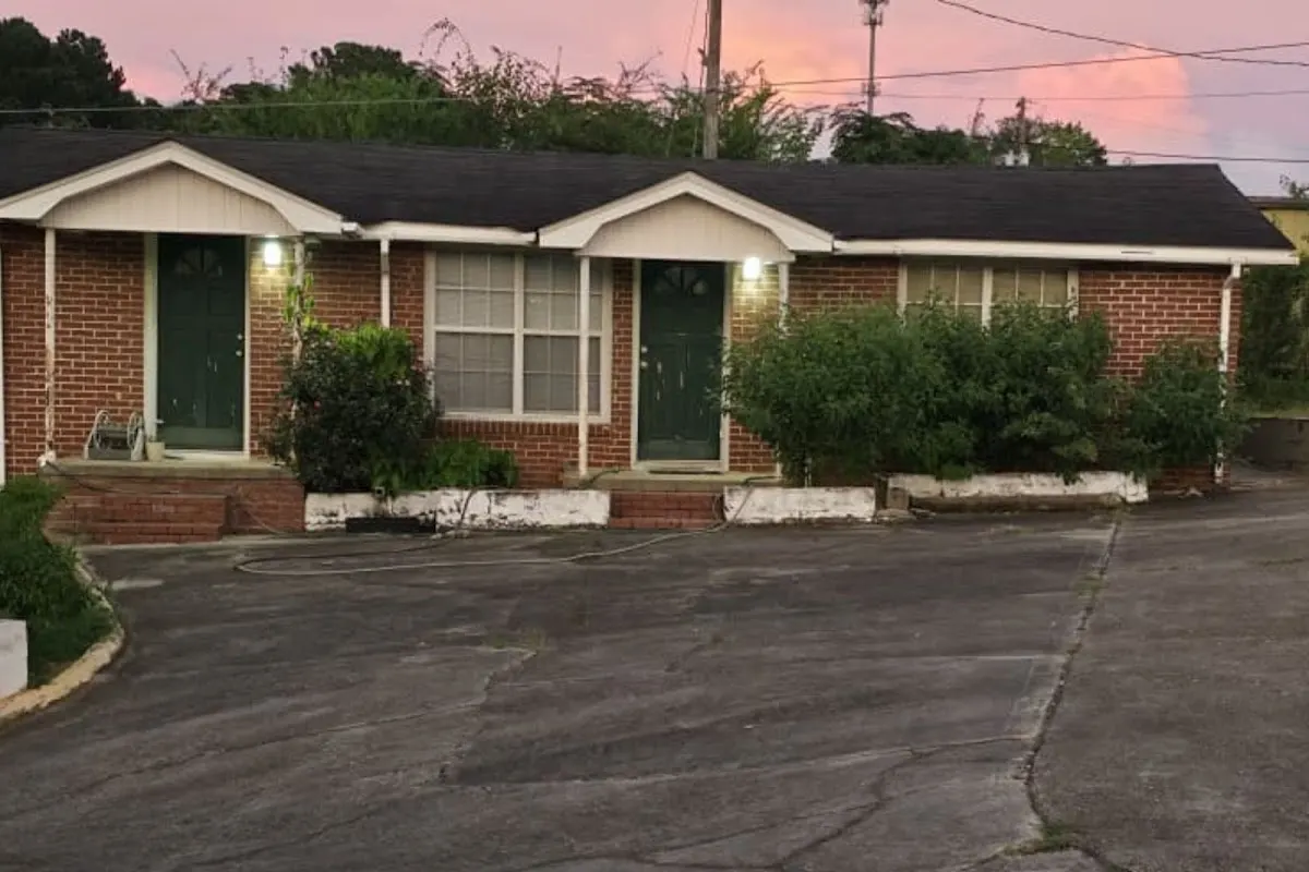 Budget Inn