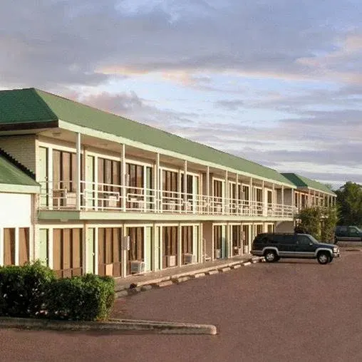 Sunset Inn Flatonia i 10