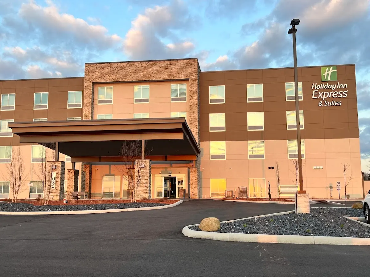 Holiday Inn Express & Suites Mansfield