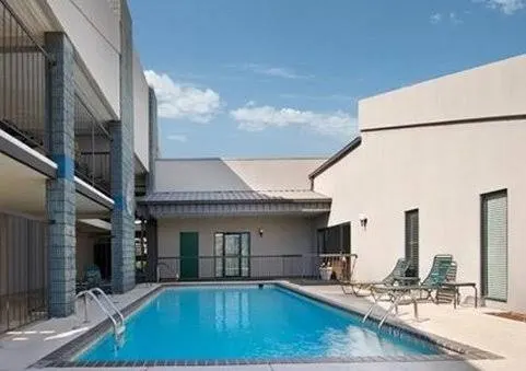 Executive Inn and Suites Enterprise