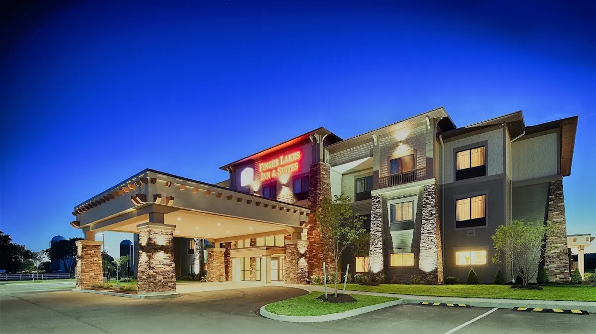 Best Western Plus Finger Lakes Inn & Suites