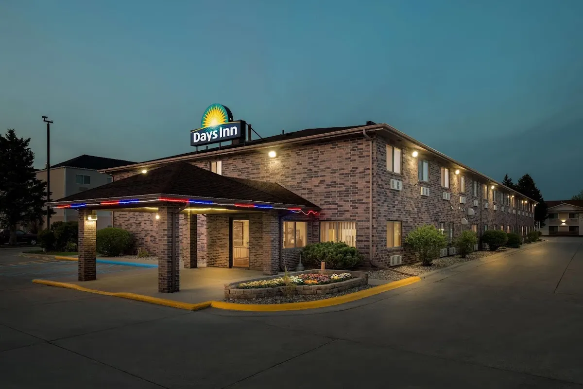 Days Inn by Wyndham Grand Forks Columbia Mall