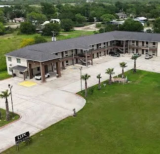 Lux Inn & Suites