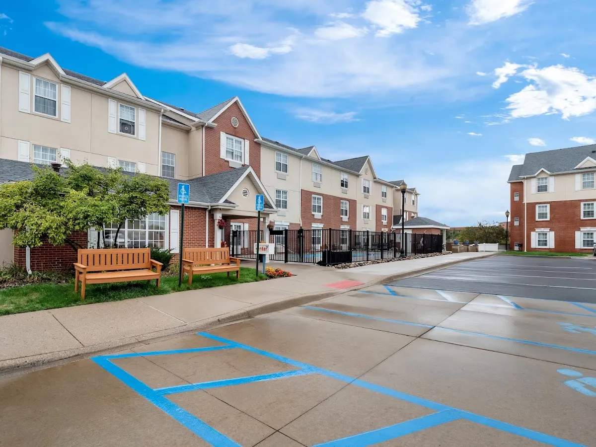 Sonesta Simply Suites Detroit Novi