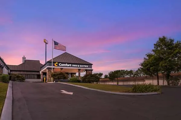 Comfort Inn & Suites Chattanooga-East Ridge