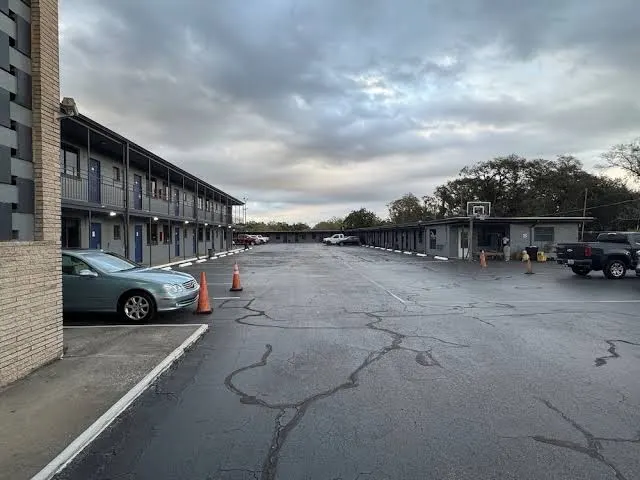 Budget Motel