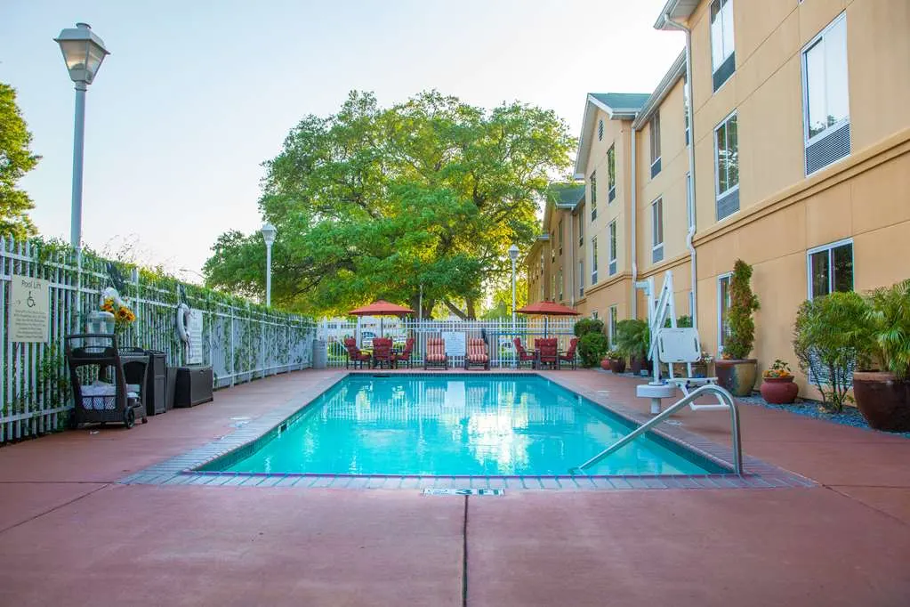 Hampton Inn & Suites New Orleans-Elmwood/Clearview Parkway Area