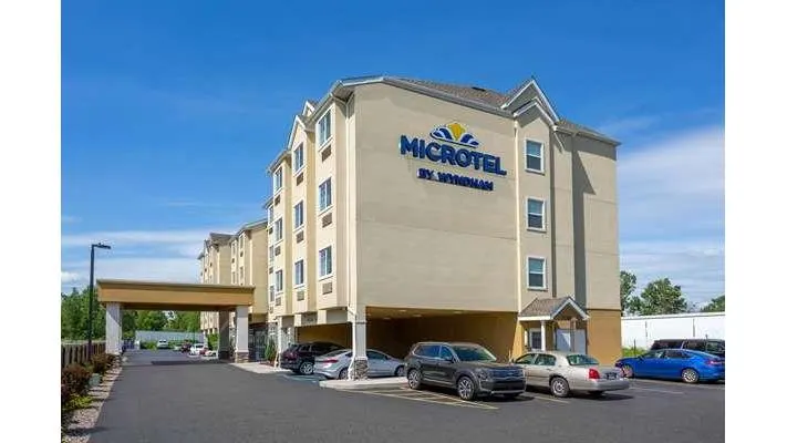 Microtel Inn & Suites by Wyndham Niagara Falls