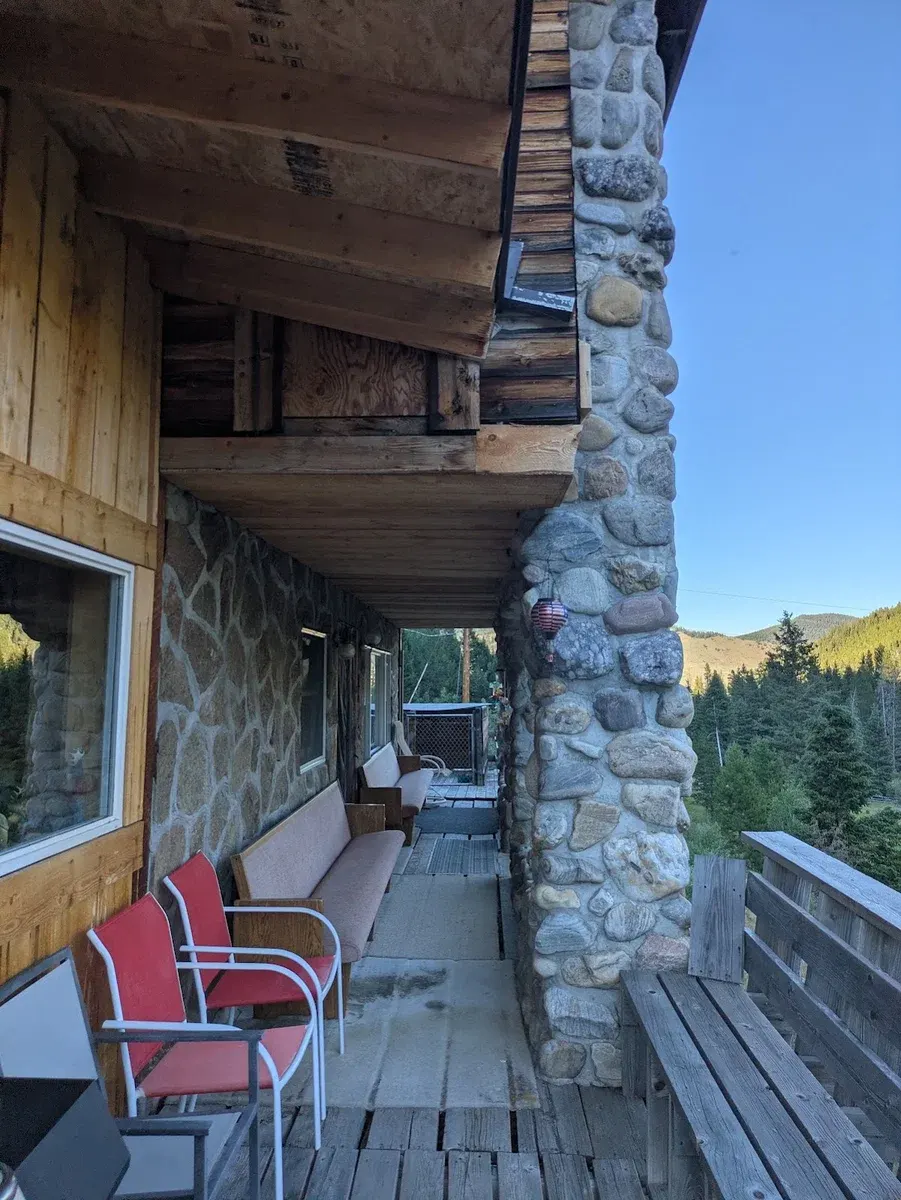 Sasquatch Inn