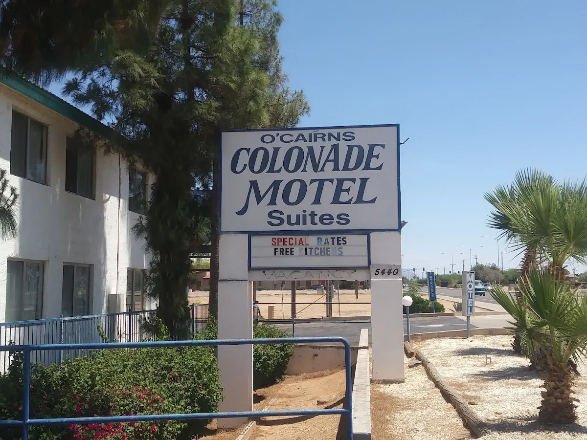Colonade Motel