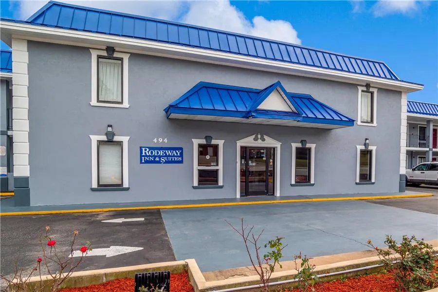 Rodeway Inn & Suites Fort Jackson
