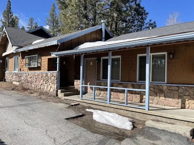 Snow Bear Lodge