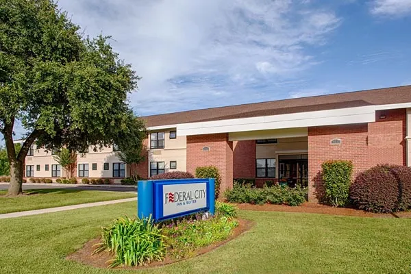 Federal City Inn & Suites