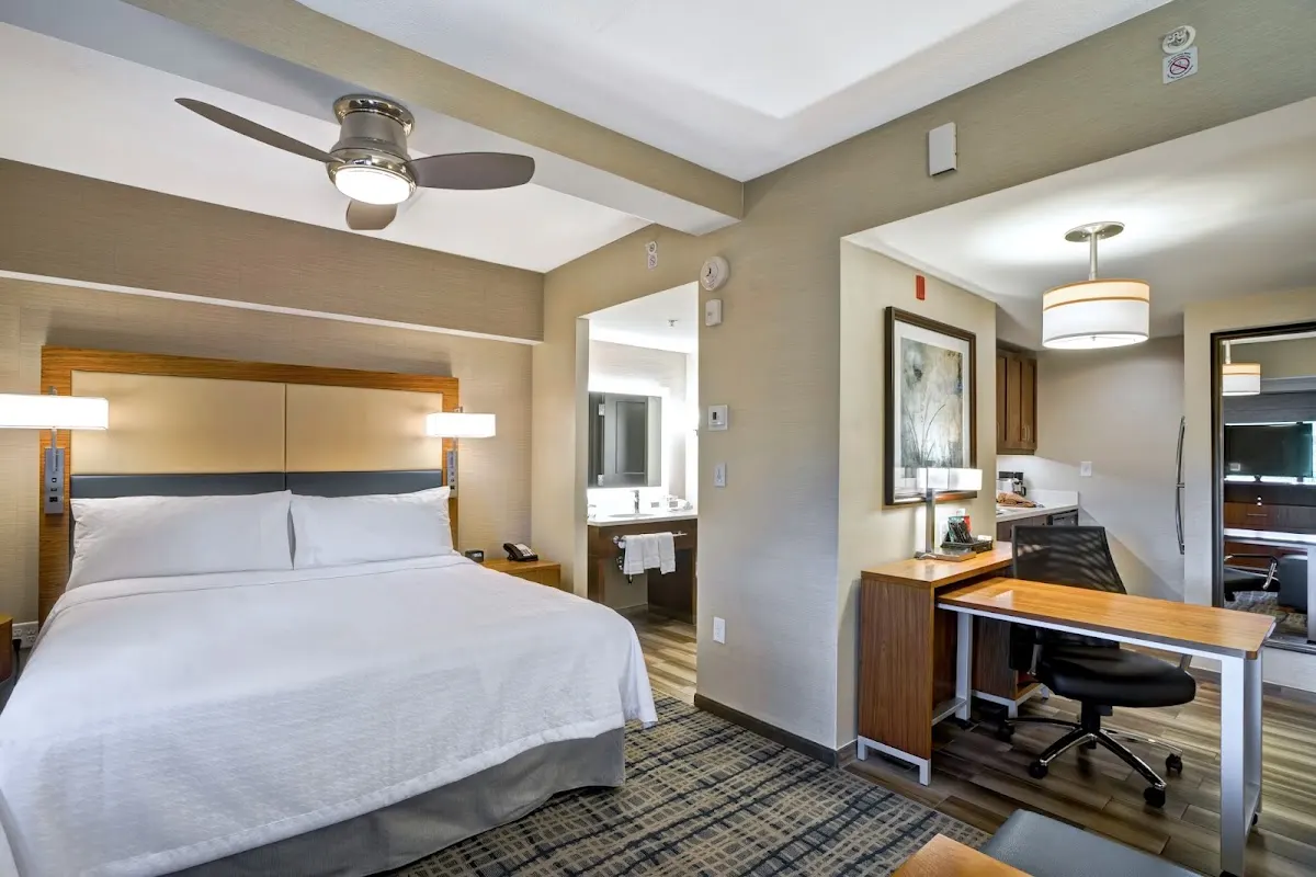 Homewood Suites by Hilton Boston Brookline-Longwood Medical