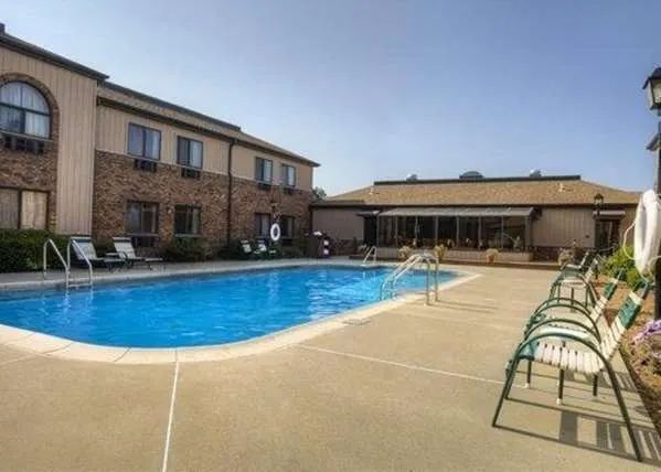 Quality Inn & Suites Marion