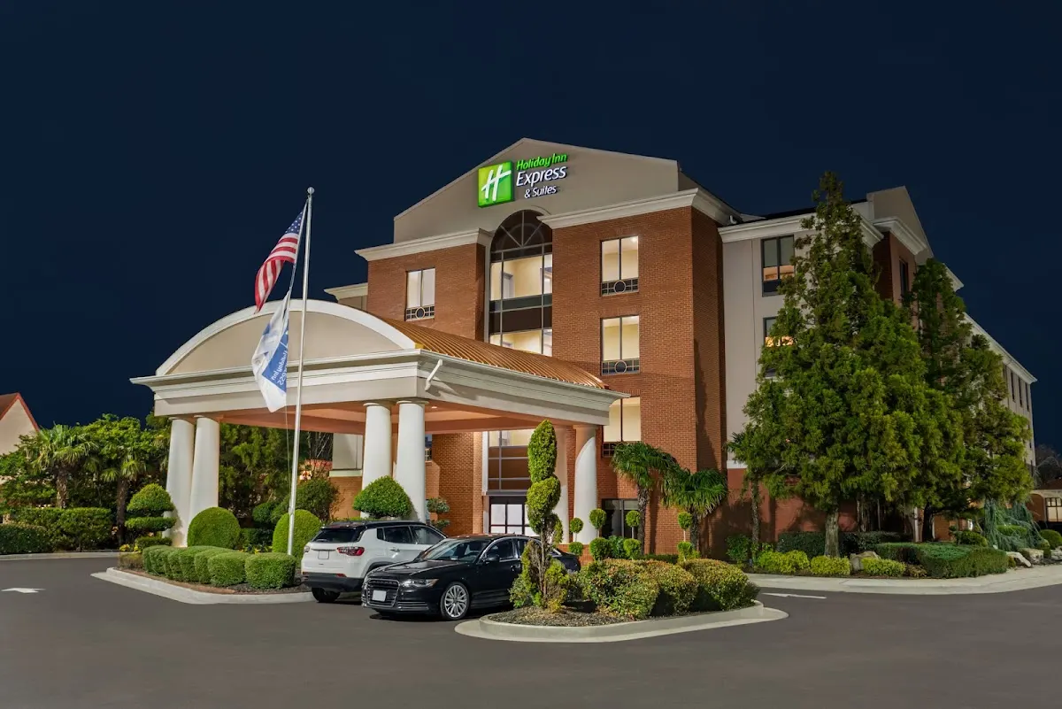 Holiday Inn Express & Suites McDonough by IHG
