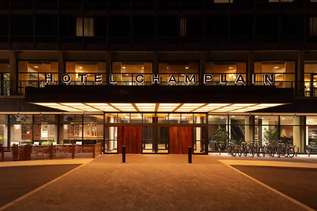 Hotel Champlain Burlington, Curio Collection by Hilton
