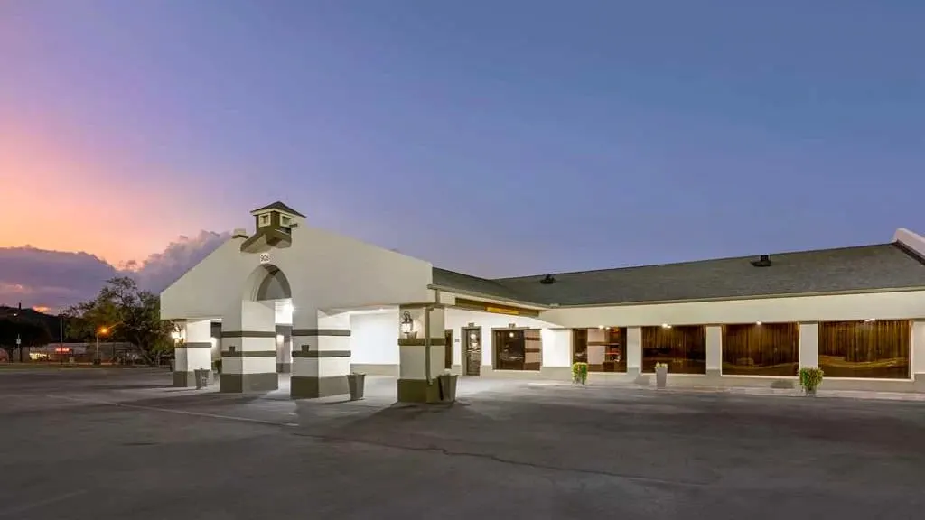 Best Western Post Oak Inn