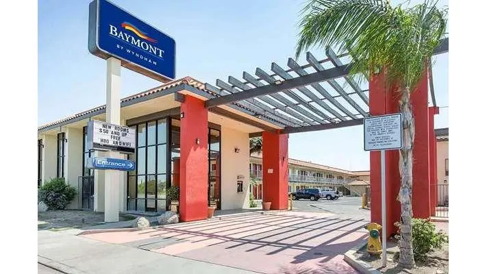 Baymont by Wyndham Bakersfield