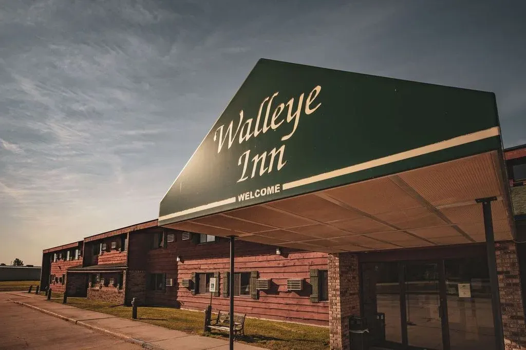 Walleye Inn