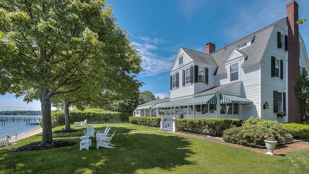 The Inn At Harbor Knoll