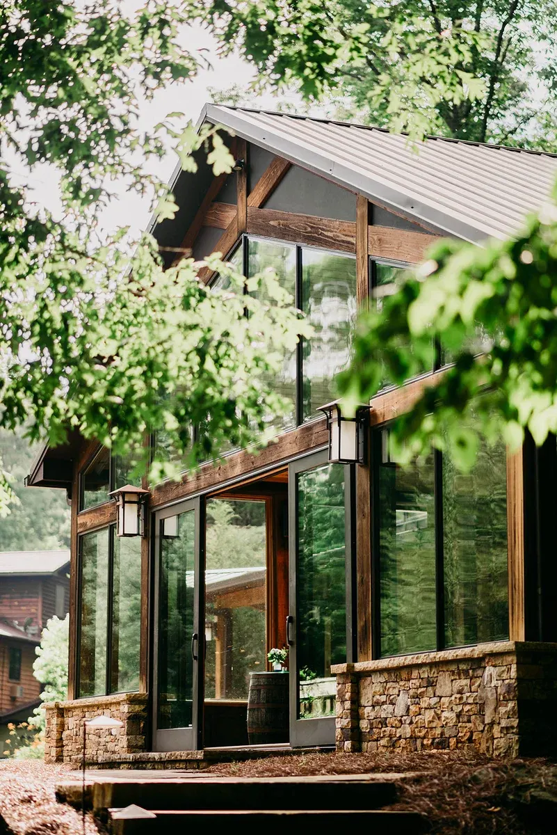 Sylvan Valley Lodge and Cellars