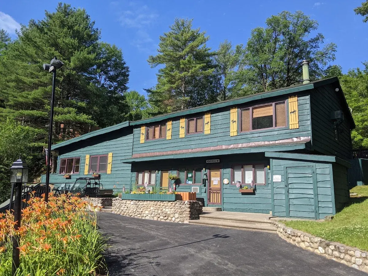Adirondack Diamond Point Lodge