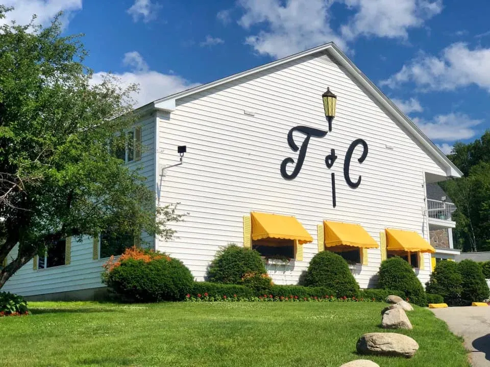 Town and Country Inn and Resort in the White Mountains of New Hampshire