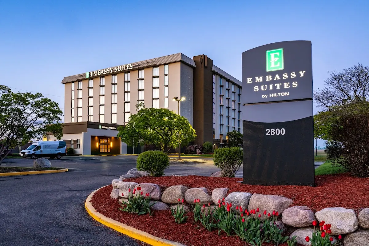 Embassy Suites by Hilton Minneapolis Bloomington Edina