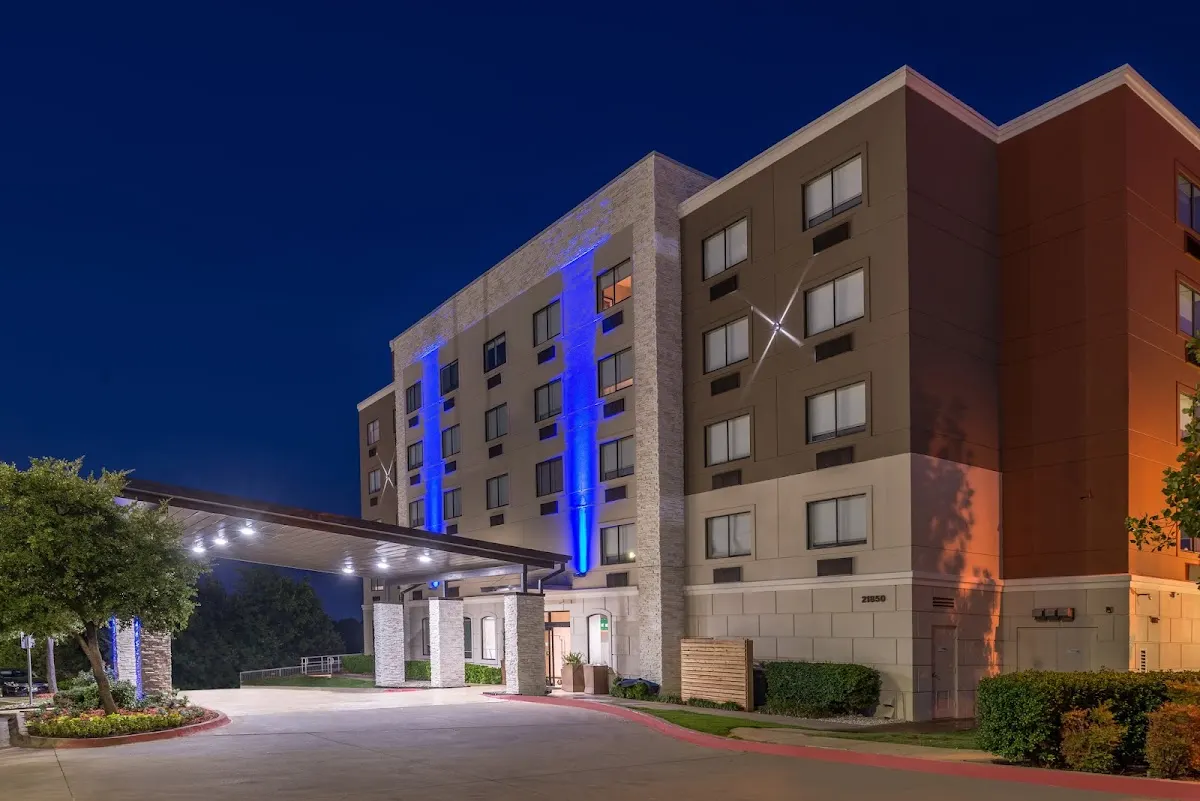 Holiday Inn Express & Suites Mesquite by IHG