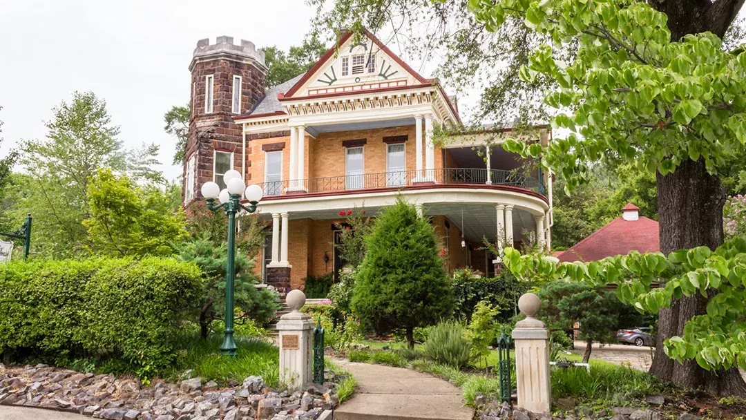 1890 Williams House Bed & Breakfast