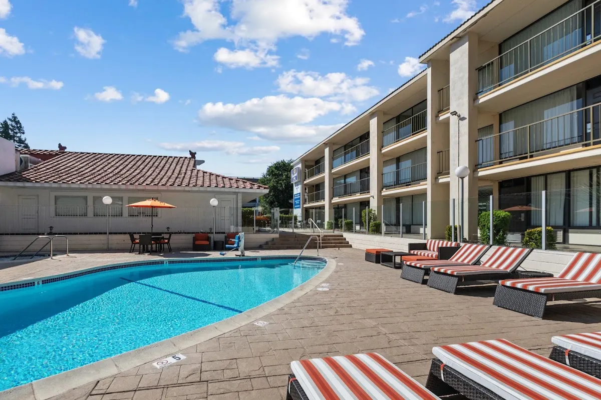 Vagabond Inn Executive - Sacramento (Old Town)