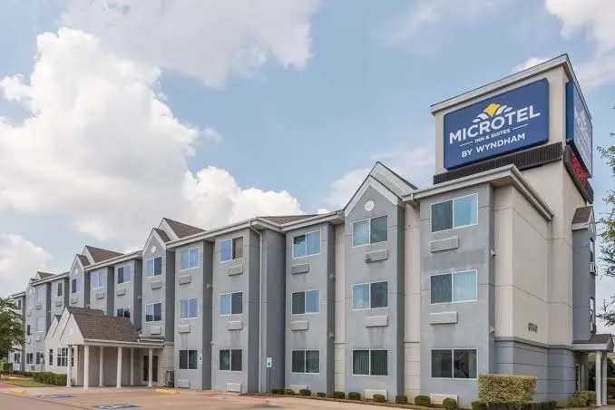 Quality Inn & Suites Fort Worth North - Haltom City