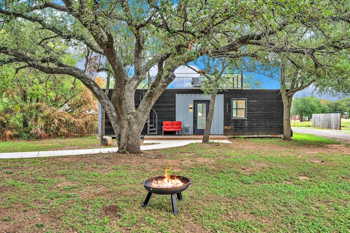 Bluebonnet Trail: Premium Vacation Rentals