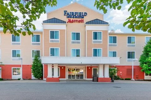 Fairfield by Marriott Inn & Suites Hooksett